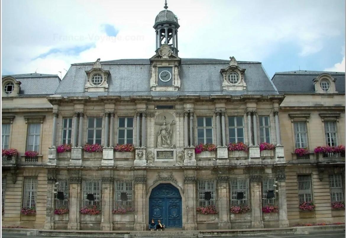 Apartament Le Treize Au Coeur Du Bouchon Troyes Zewnętrze zdjęcie